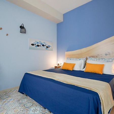 Mediterranea Apartment- Central Station - Free Wifi&Netflix 바리 외부 사진