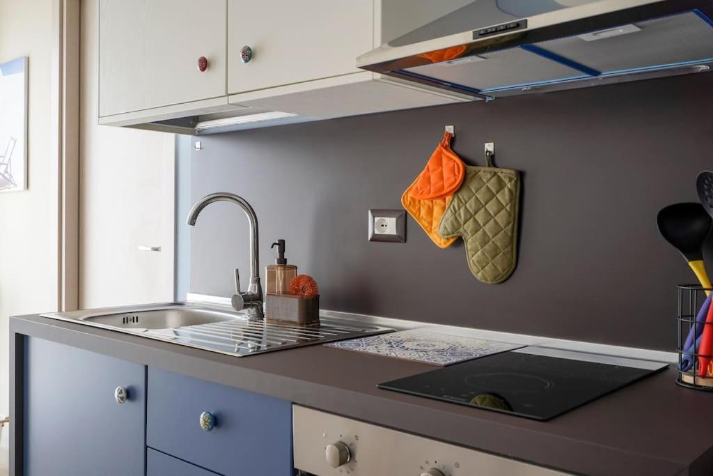 Mediterranea Apartment- Central Station - Free Wifi&Netflix 바리 외부 사진