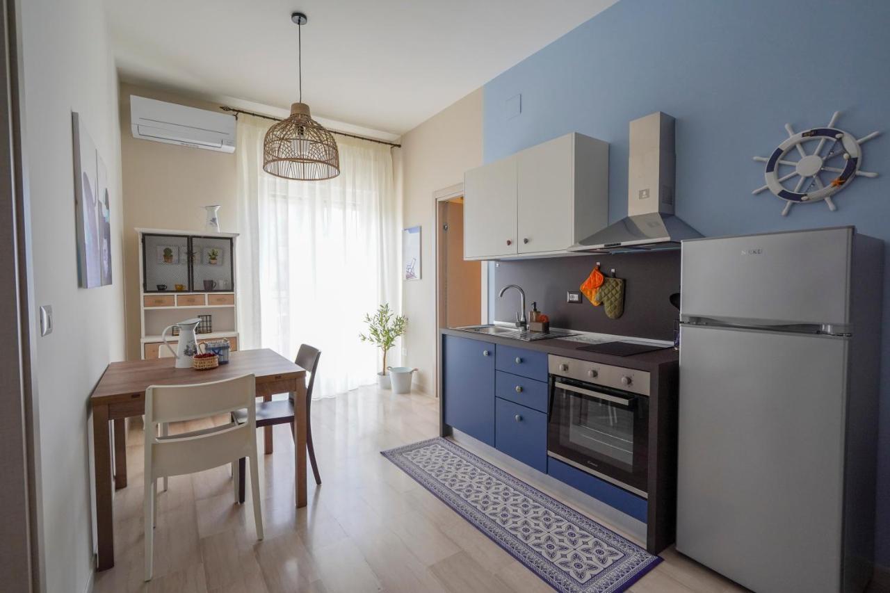 Mediterranea Apartment- Central Station - Free Wifi&Netflix 바리 외부 사진