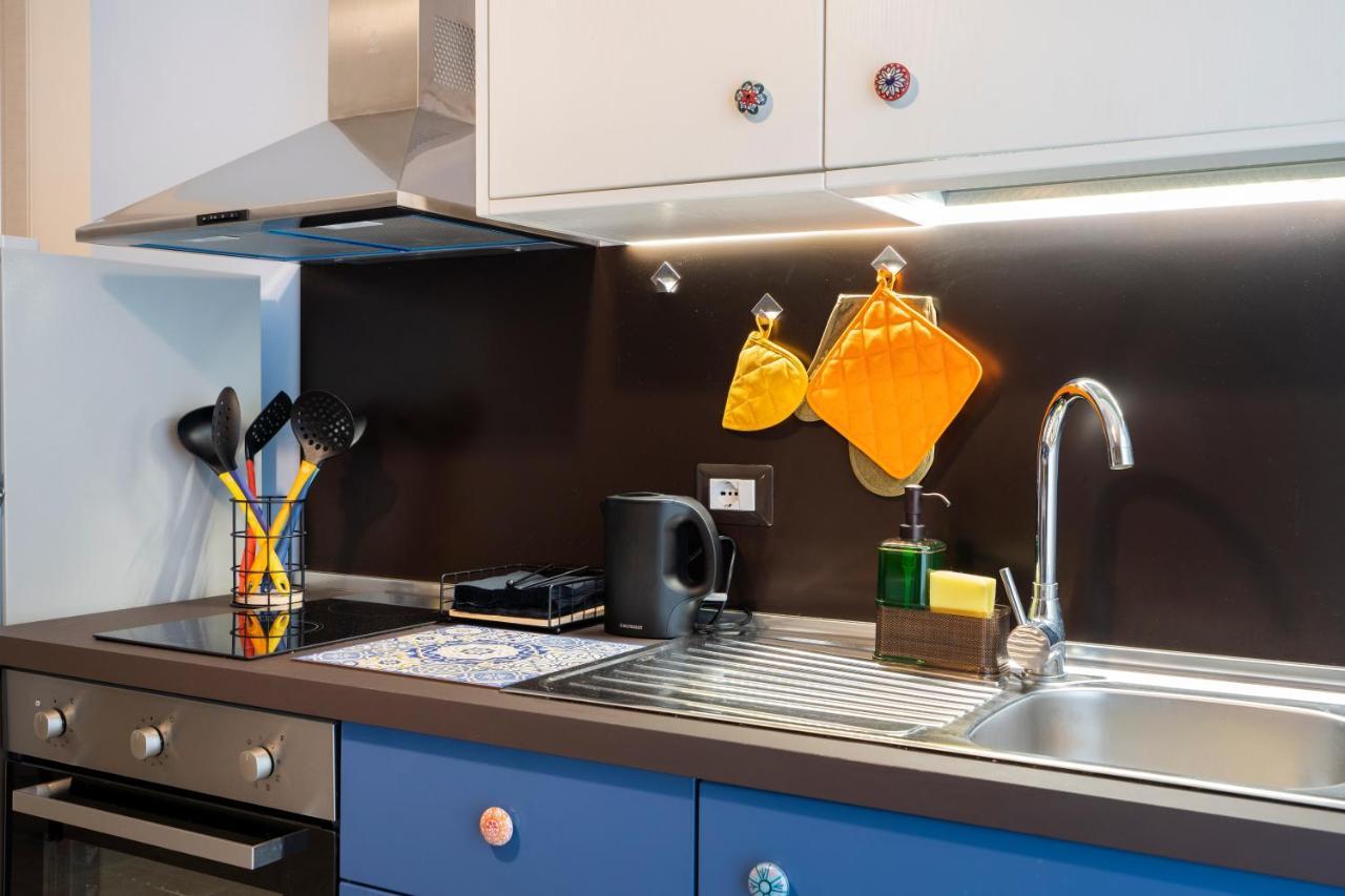 Mediterranea Apartment- Central Station - Free Wifi&Netflix 바리 외부 사진