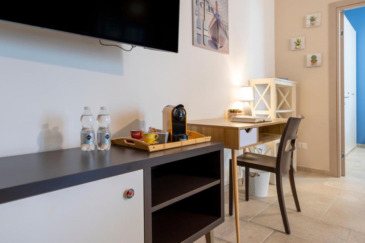 Mediterranea Apartment- Central Station - Free Wifi&Netflix 바리 외부 사진